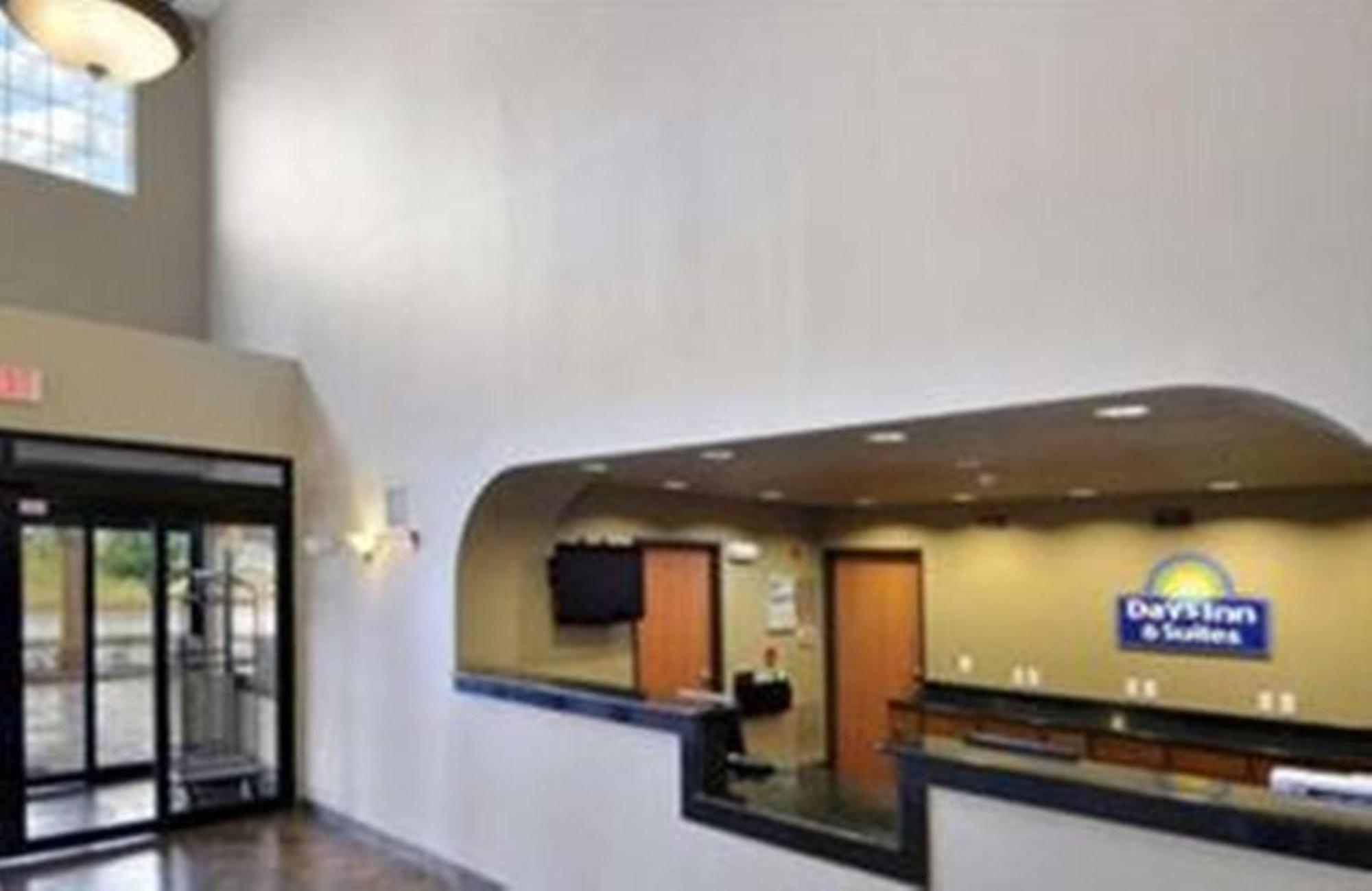Days Inn By Wyndham Lubbock South Exterior foto