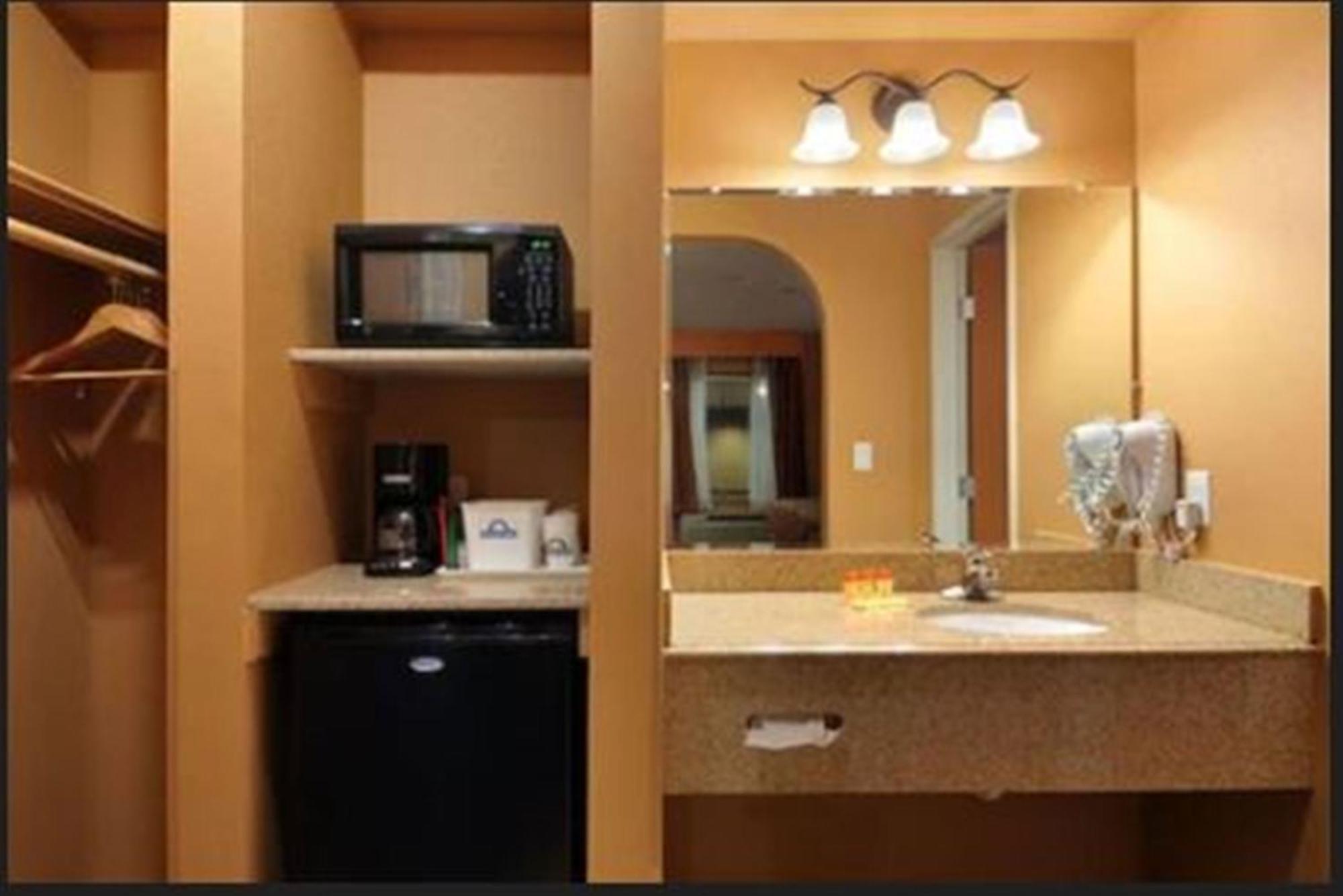Days Inn By Wyndham Lubbock South Zimmer foto