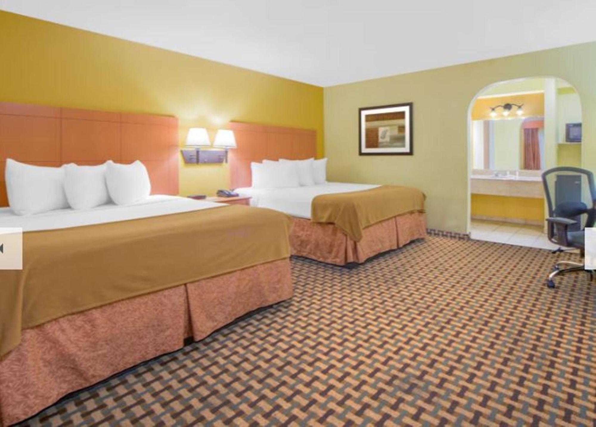 Days Inn By Wyndham Lubbock South Exterior foto